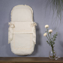 Load image into Gallery viewer, Carla - Carrycot Cover / Nest
